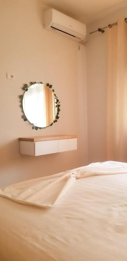 Spacious And Cozy Apartment - Ajia Apartment Tirana Exterior photo
